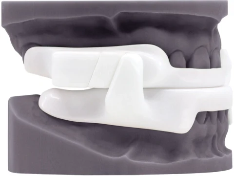Panthera X3 device on a dental model